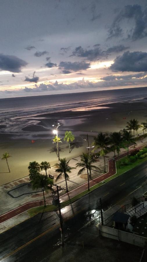 ReCanto Bessa Praia Grande Prédio frente Praia Esterno foto